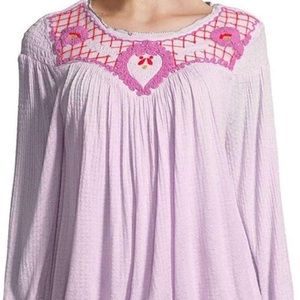 flash sale! Like new lilac Free people embroidered top